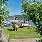 Διαμέρισμα Sea & Sun 4* *
