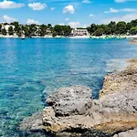Sea & Sun 4*