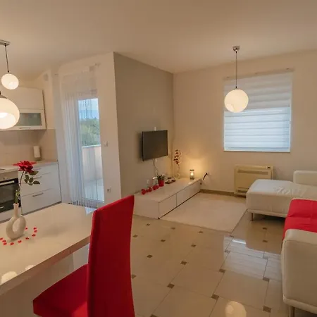 Sea & Sun 4* Lägenhet Banjole