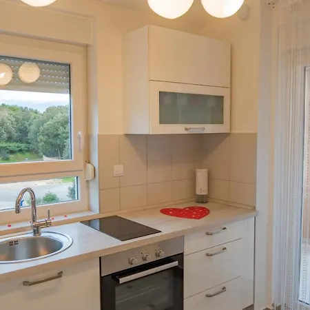 Apartment Sea & Sun 4*