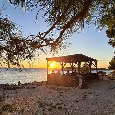 Sea & Sun 4* * Banjole